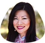 Dr. Mia Nguyen